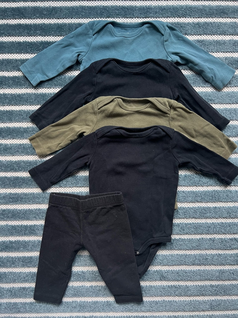Primary 3-6 Months Long Sleeve Bodysuits and Legging bundle
